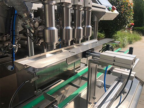 ȫ�Ԅ�(d��ng)����Һ�w���b�O(sh��)��