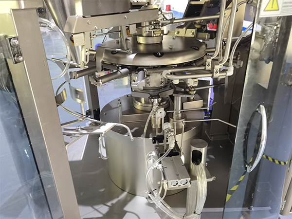 �o��ʽ�M�ϳӰ��b�C(j��)